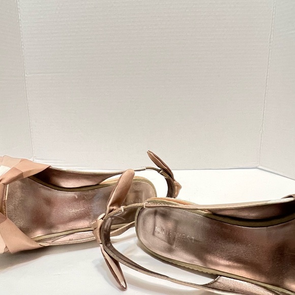Nine West peep toe wedge sz 8 white/beige/taupe EUC espadrille look wedge 4.5” - Picture 4 of 10
